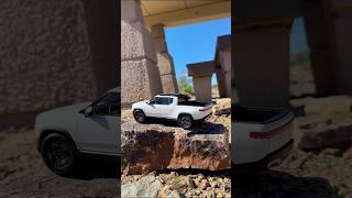 A Tiny Rivian Truck! #diecast #shorts
Checking out the official Rivian R1T 1:20 diecast in Glacier White! This tiny truck has opening doors, a frunk, gear tunnel, and real suspension. See the full video on my channel. A Tiny Rivian Truck! #diecast #shorts