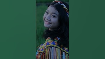 Gadis Dayak Kalimantan #shorts #dayak #jjtipis