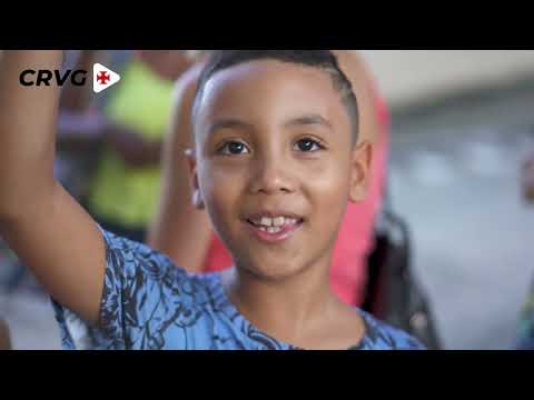 Vasco da Gama e Projeto Vem Pro Tênis atendem 70 crianças e adolescentes