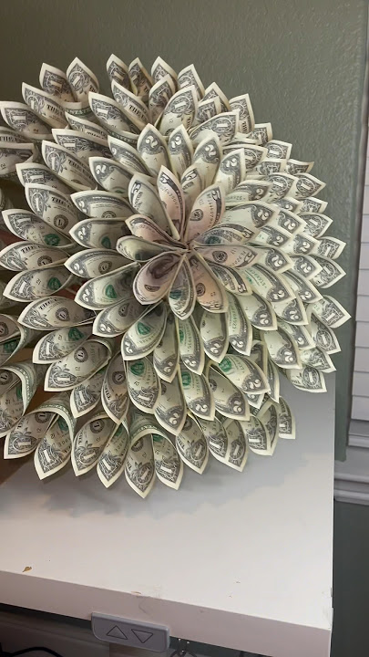 Tutorial for a money bouquet! 💐 #tutorial #howto #moneybouquet