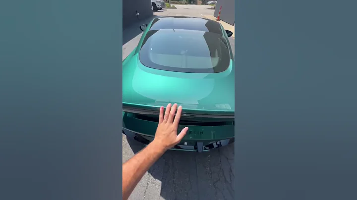 This #AstonMartin Vantage sounds SO Good! 😱💨#Shorts #ASMR - 天天要闻