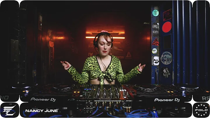 FOLD // LIFT015 // Nancy June