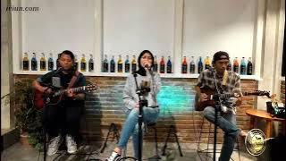 Asal Kau Bahagia - JeJe (live acoustic performance)
