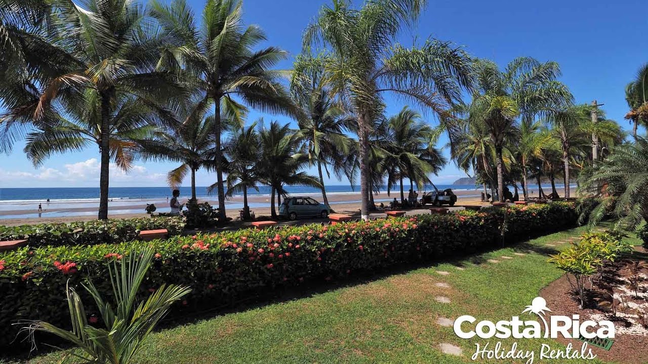 Bahía Azul Oceanfront Condos Jaco http//www.CostaRicaHolidayRentals