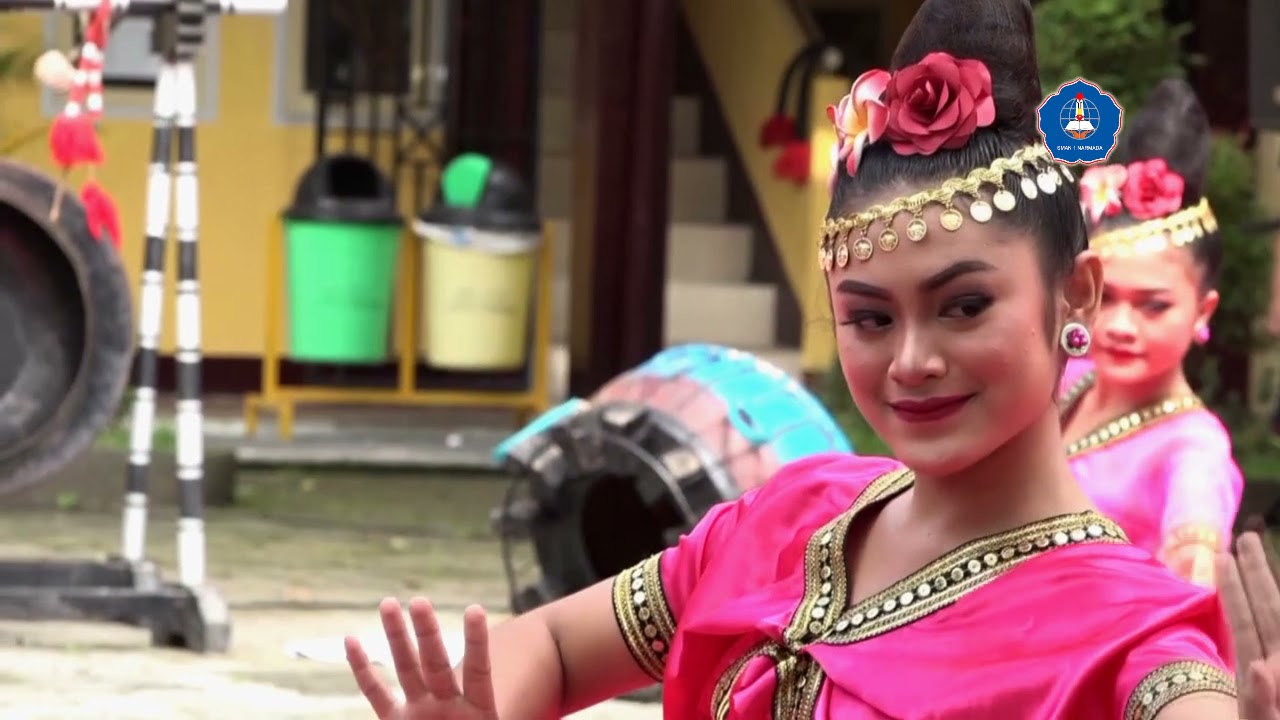 Pojok Ekspresi SMAN 1 Narmada 2021 - Tari Aiq Meneng