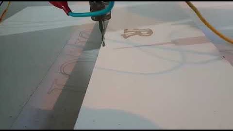 Primeras pruebas fresadora CNC!