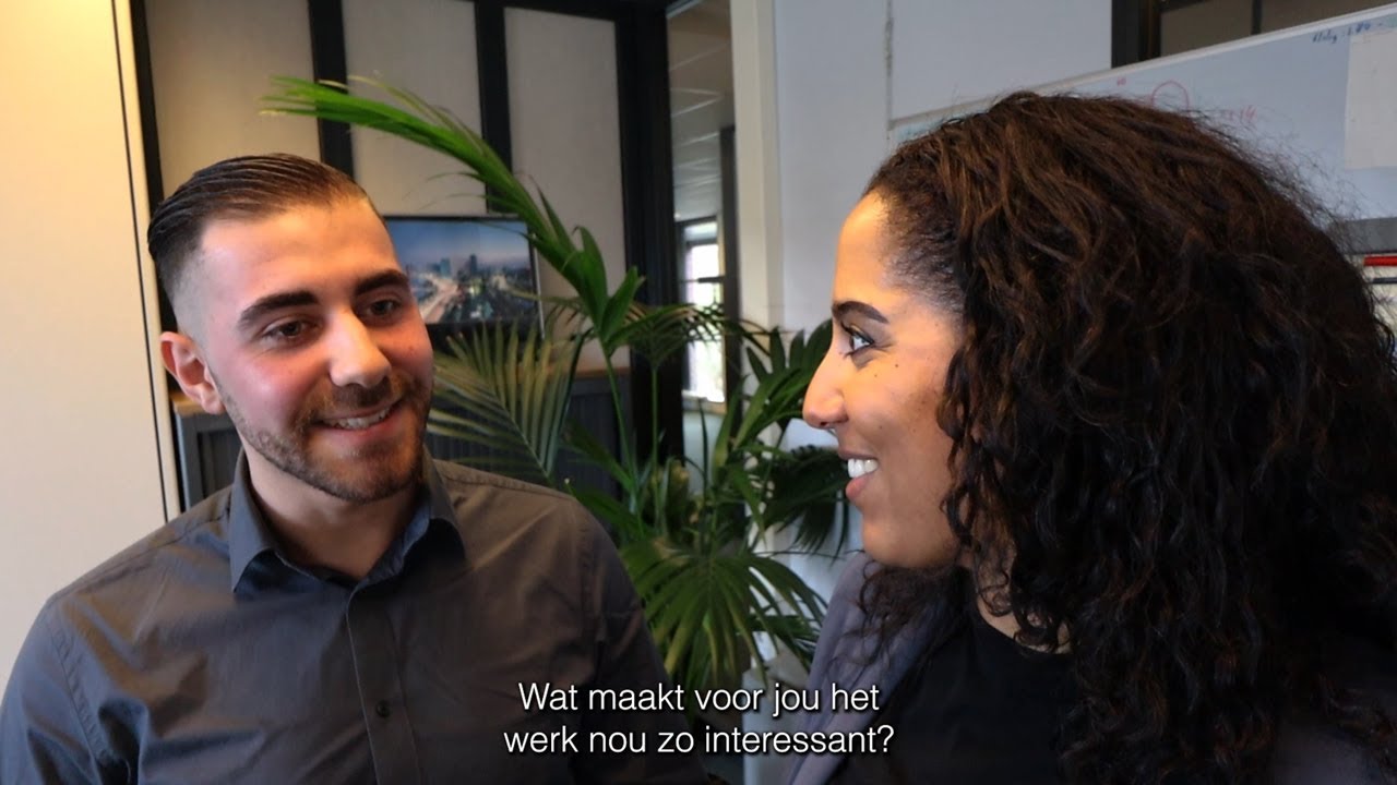 Werken binnen een team van kabels en leidingen