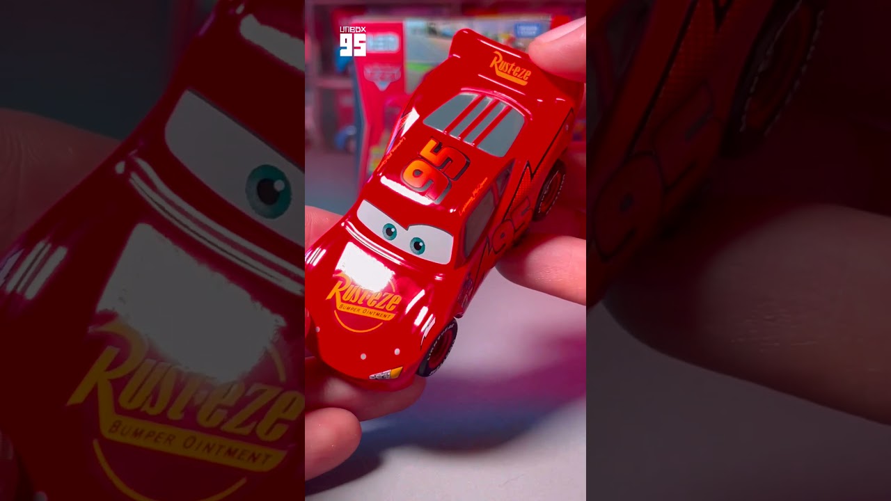 Диорама Томики Молния Маккуин: Праздничное видео в честь моего 95-летия!