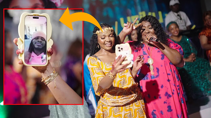DIAMOND ALIVYOMPIGIA VIDEO CALL ZUCHU NA MAMA YAKE KWENYE MKESHA WA HINA