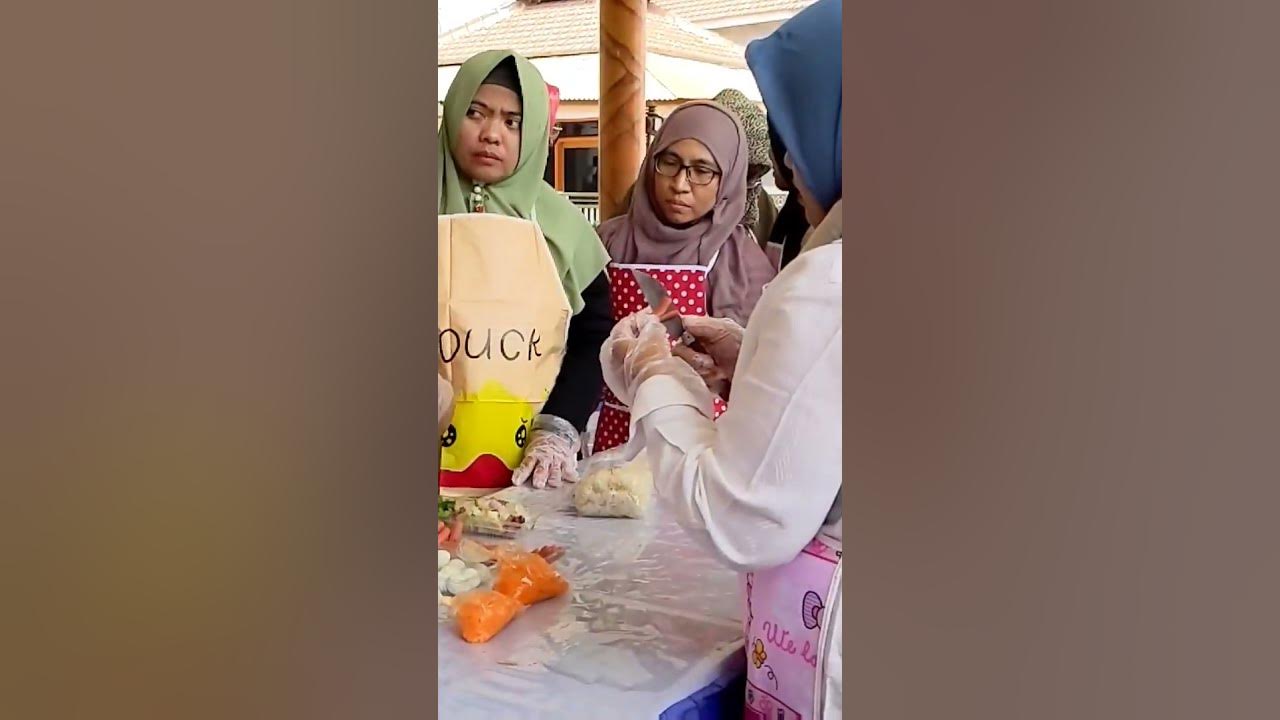 Pelatihan Pembuatan Nugget Ikan Lele dan Ayam Desa Bedali Pelatihan Pembuatan Nugget Ikan Lele dan Ayam Desa Bedali