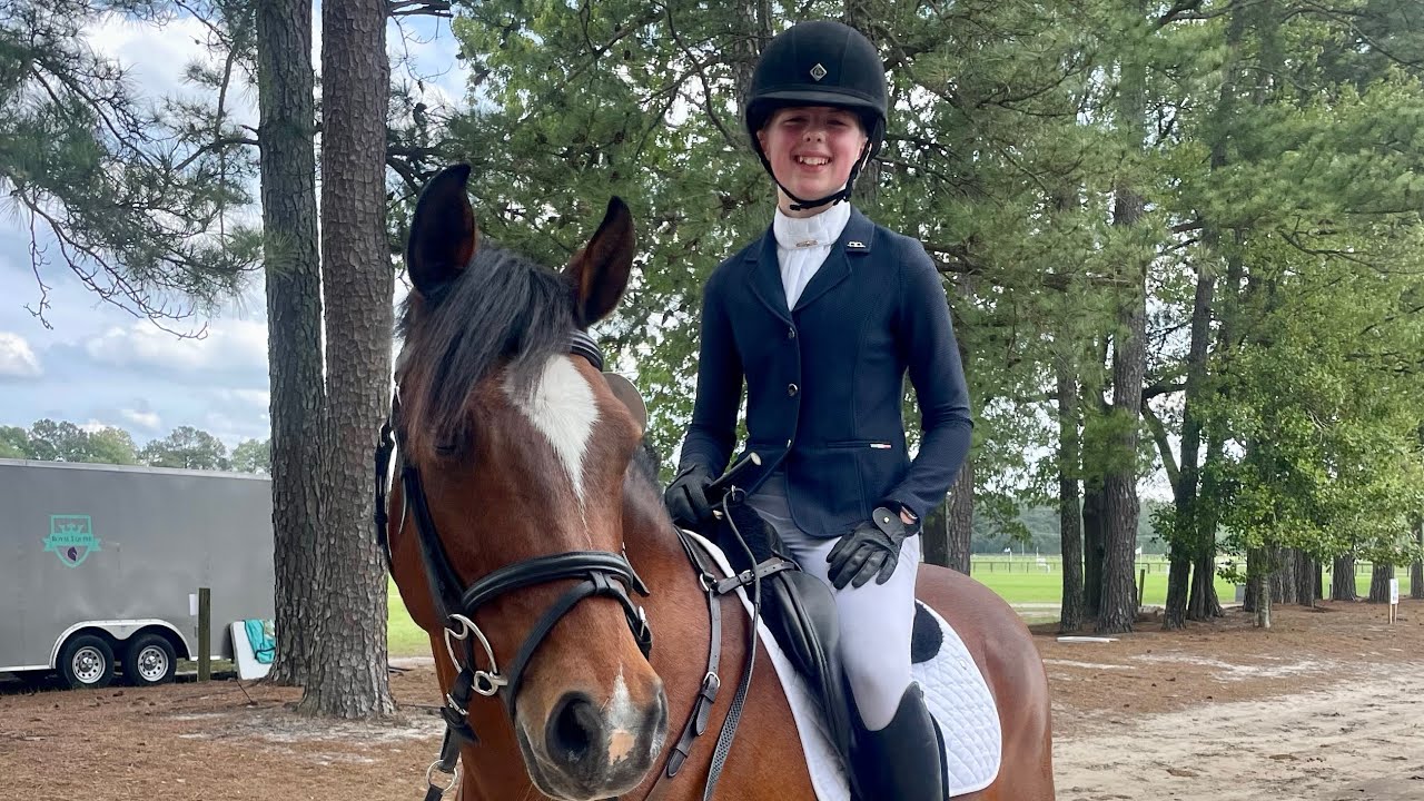 Prinz S. W. and Kate in the Novice rider! - YouTube
