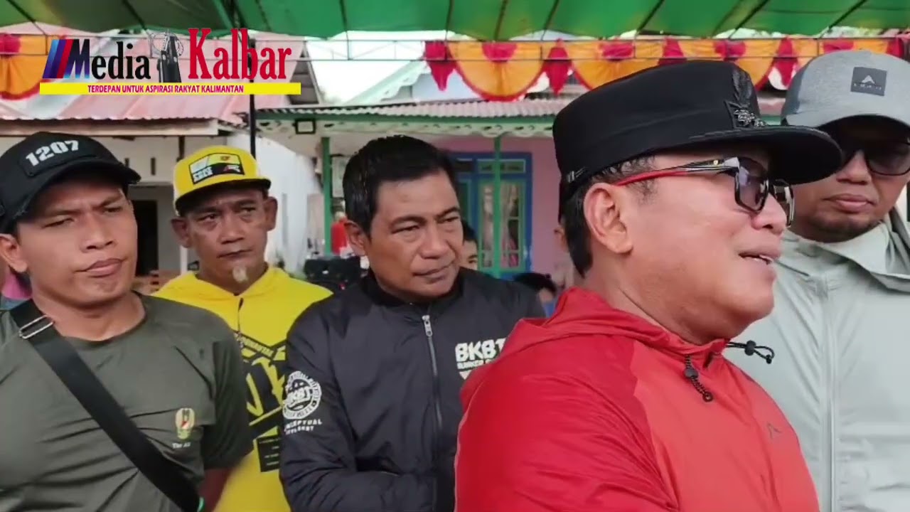 JALAN POROS EKONOMI DESA PUNGGUR KECIL DI PERBAIKI WARGA PUNGGUR KECIL SAMBUT DENGAN SYUKURAN MERIAH