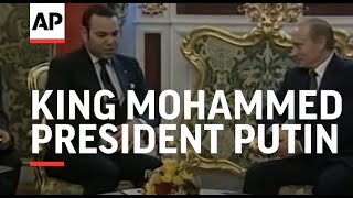 King Mohammed meets President Putin