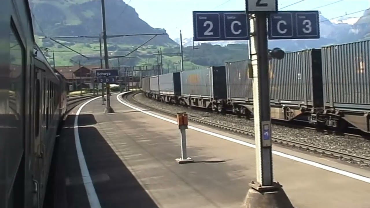 2011 - CH - Gotthard SBB interregio, between Arth-Goldau and Göschenen (Gotthardbahn)