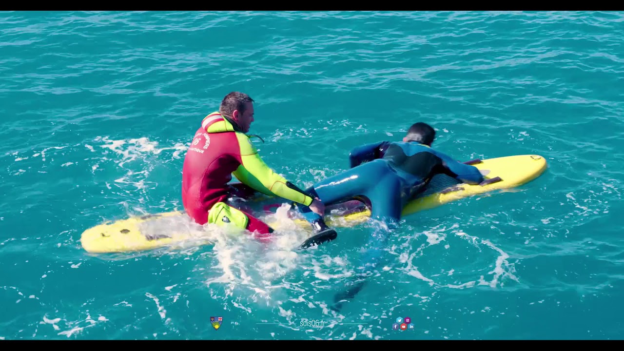 SDIS 06 - Tuto - Techniques de sauvetages à la bouée tube et au paddle