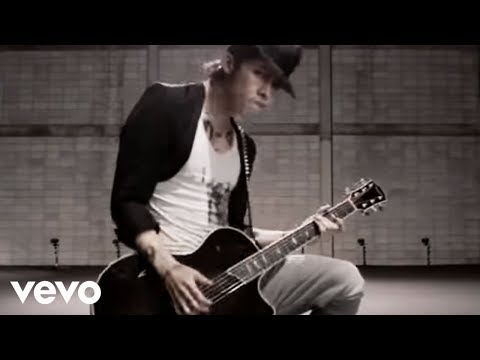 MIYAVI vs KREVA - STRONG