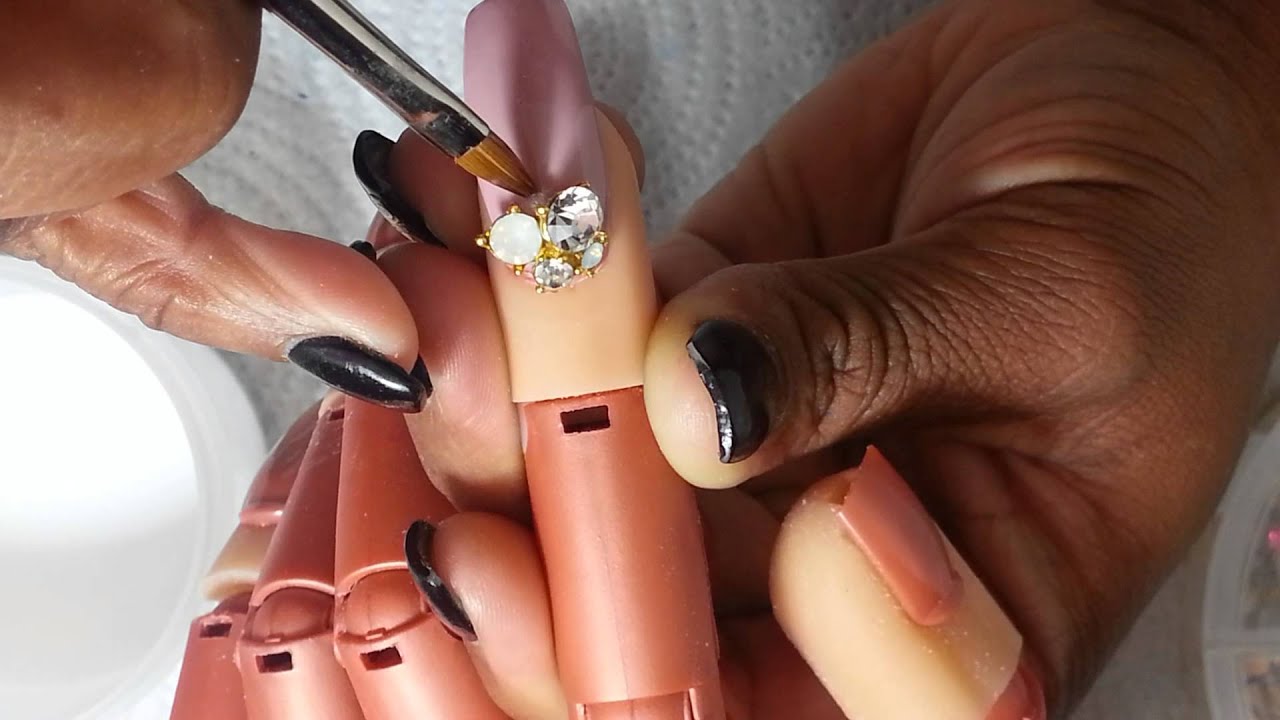 How to: Put Nail Art Clusters on - YouTube