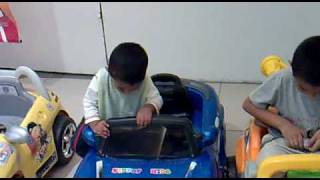 Jatin Play Car 2 jun 10.mp4