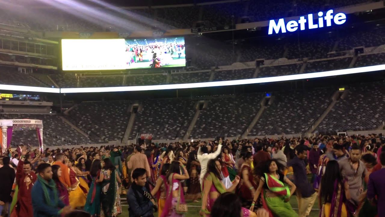 GARBA AT METLIFE Atul Purohit YouTube