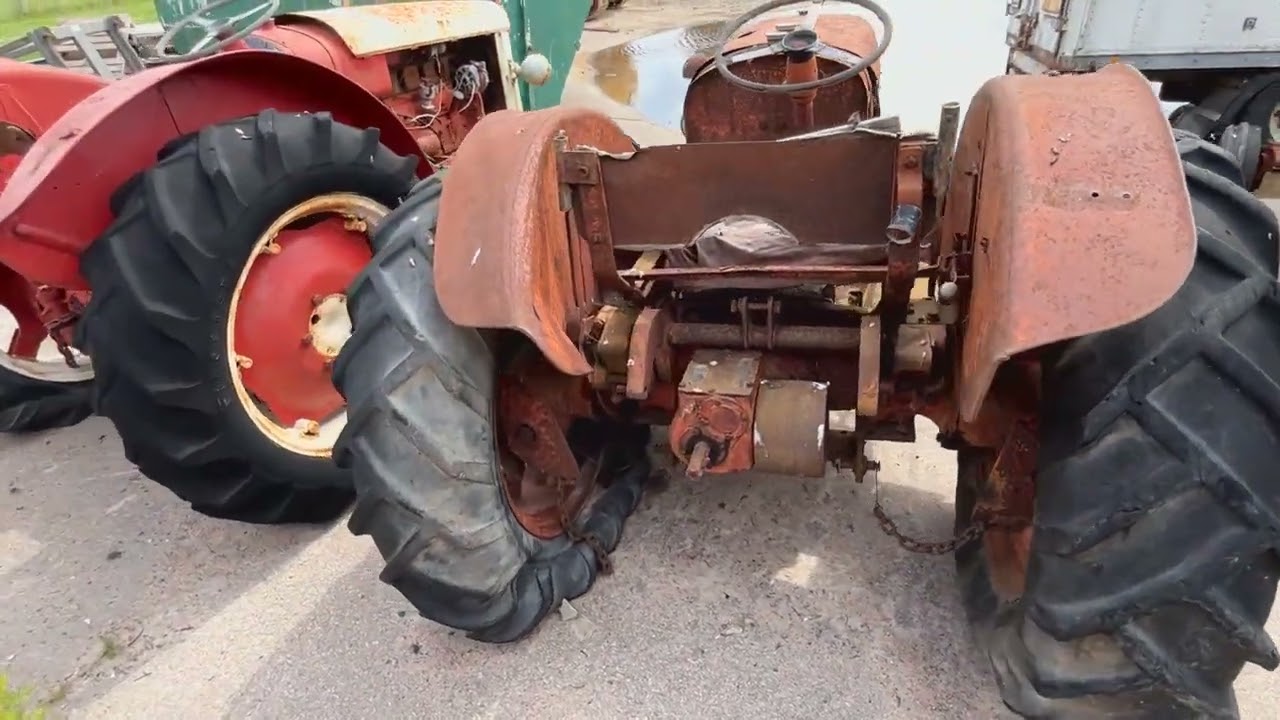 2st Veterantraktorer David Brown Super Cropmaster