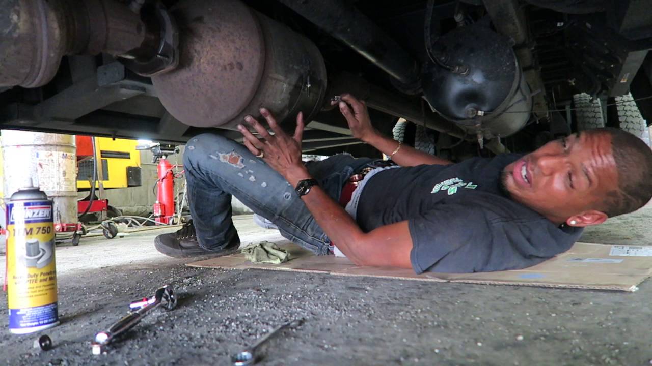 Getting The Summer Bus Ready 2013 IC