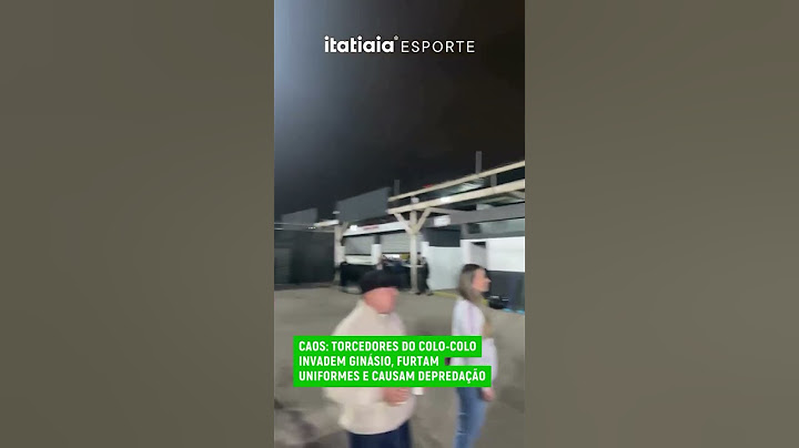 TORCEDORES DO COLO COLO REGISTRAM MOMENTOS QUE CULMINARAM COM INTERRUPÇÃO DA PARTIDA COM O FORTALEZA