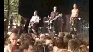 The Real McKenzies - &quot;Raise the Banner&quot; (Live - 2003)