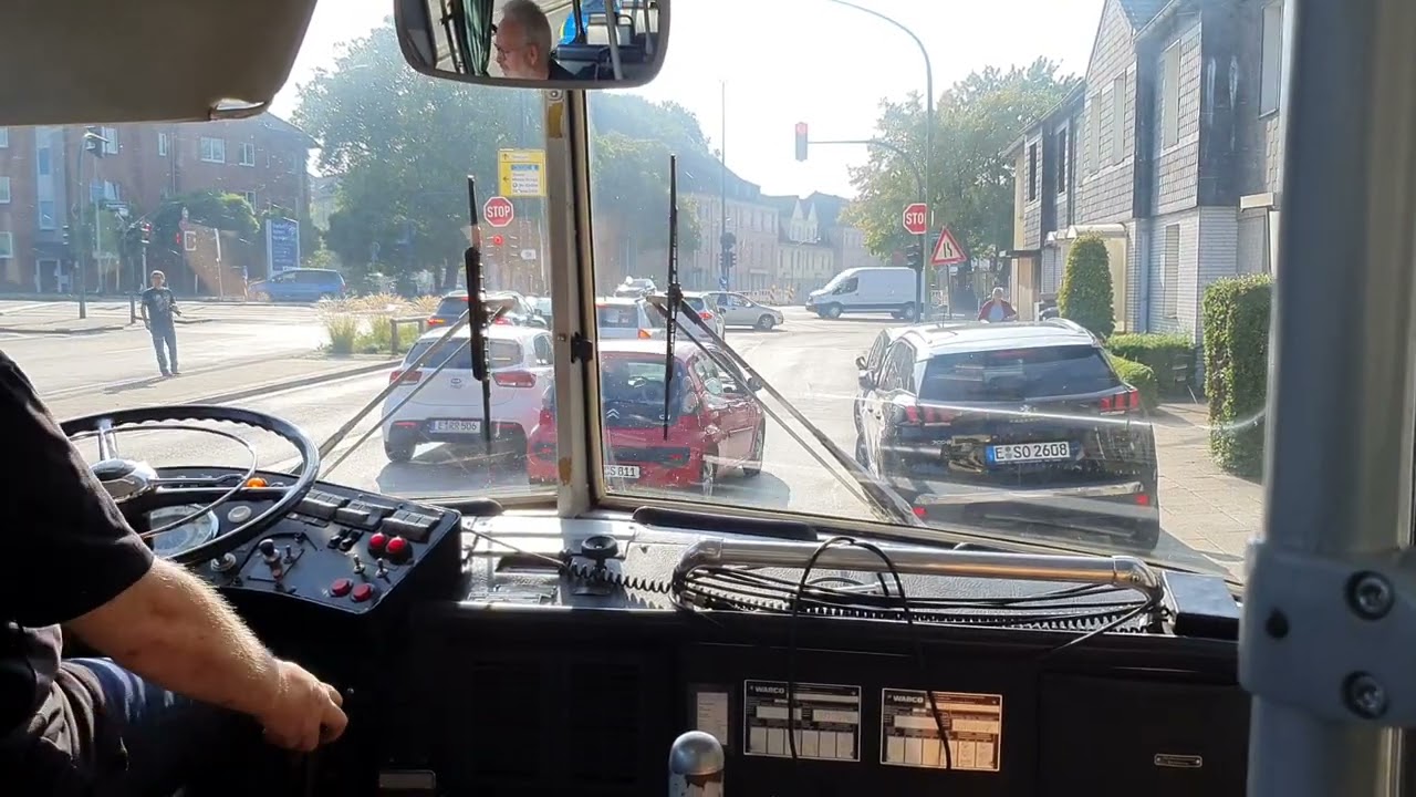 Eine Fahrt mit dem historischen Bus der VhAG EVAG. O317 Anderthalbdecker vom Baujahr 1974.