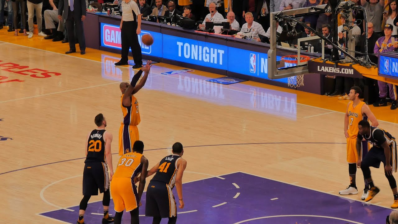 Kobe Bryant Final Game Last Shot 60 Points コービー ブライアント引退試合 現役最後の得点シーン Youtube