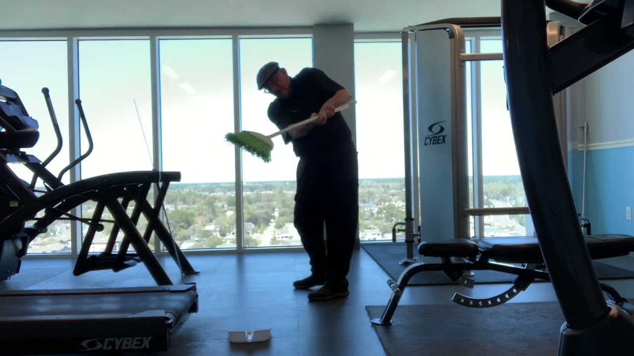 Golf swing is a sweeping motionBob Cunningham Golf YouTube