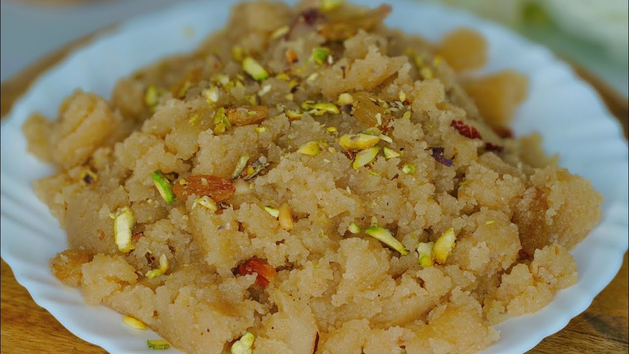 ⁣ਇਕਦਮ ਰਸੀਲਾ ਨਰਮ ਸੂਜੀ ਦਾ ਹਲਵਾ ਬਣਾਓ ਸਿਰਫ 10 ਮਿੰਟਾਂ ਵਿੱਚ ਇਕ ਹੀ ਬਰਤਨ ਵਿੱਚ /Suji Ka Halwa Recipe