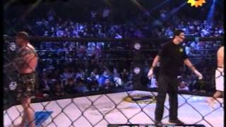 Cristian Masacre Torres Vs Eduardo Icho Larenas - Mma