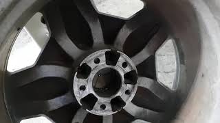 Mercedes Klassieker Trilt Tijdens Het Rijden