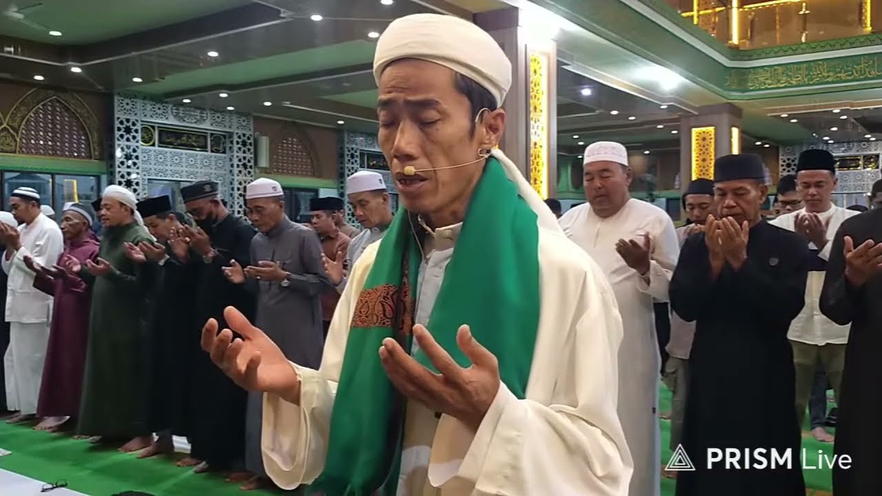 Sholat Shubuh Berjamaah + Surah As Sajadah Menyentuh Hati 😌 🔴 ( LIVE )