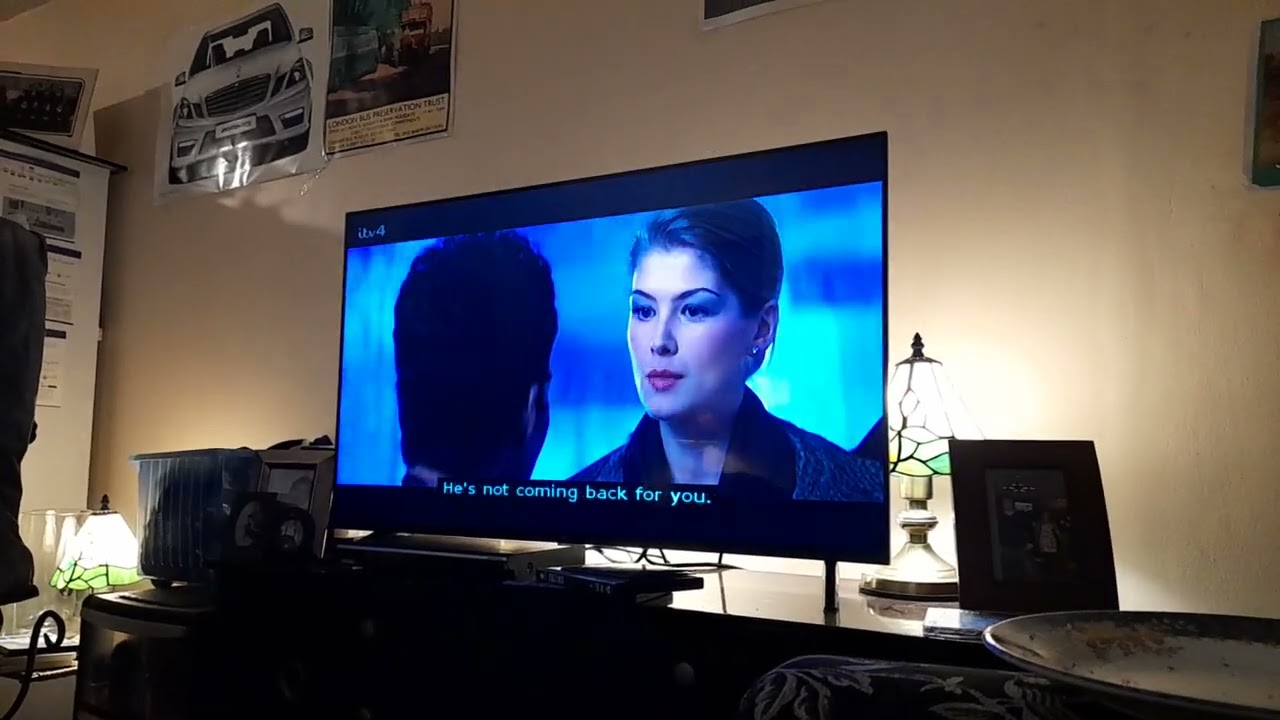 Die Another Day 2002 Film Jinx gets locked in Miranda Frost Ice Palace Suite