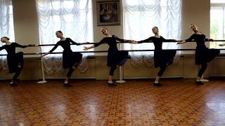 8 кл. Экзамен по народно-сценическому танцу. 2019