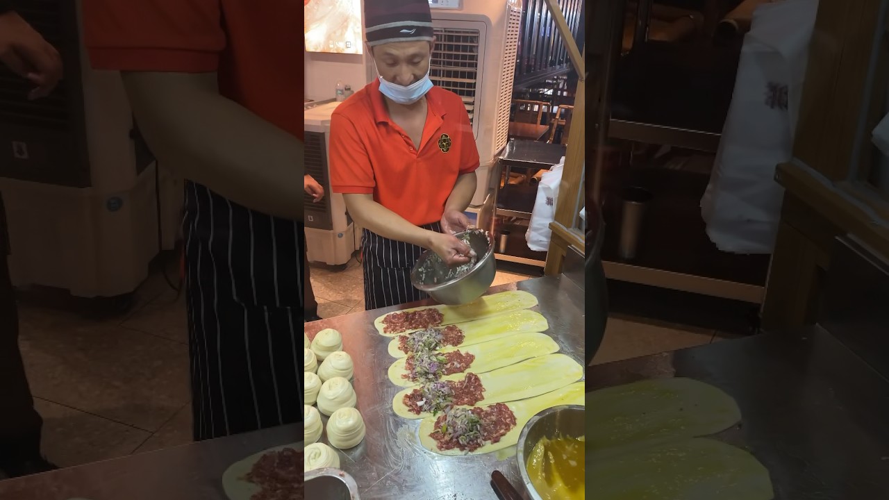 Making of Chinese Beef Roti 