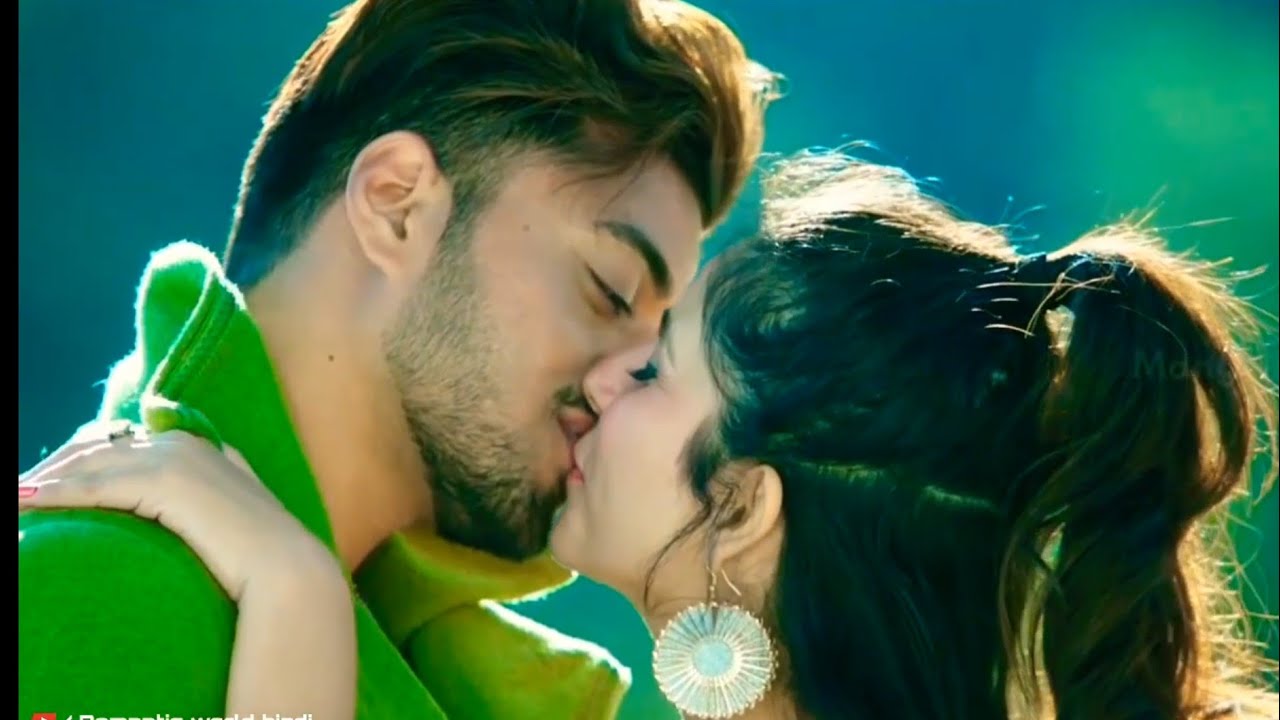 💋South kiss Whatsapp Status Video 2020_Mahesh Babu New Hot Romantic Lip