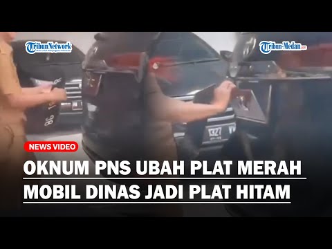 Viral Video Oknum PNS Terekam Kamera Ubah Plat Merah Mobil Dinas Jadi Plat Hitam