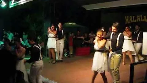 Esibizione bachata-salsa, corso base al Malaluna. ...