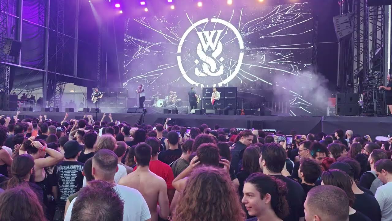 While She Sleeps - Release Athens 2025 - To The Flowers