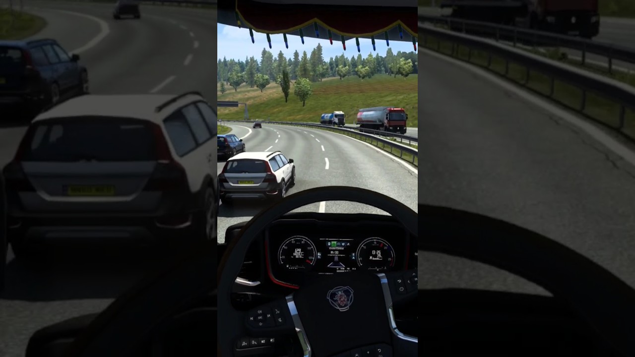 ETS2 1.47 Emergency braking system in action. 