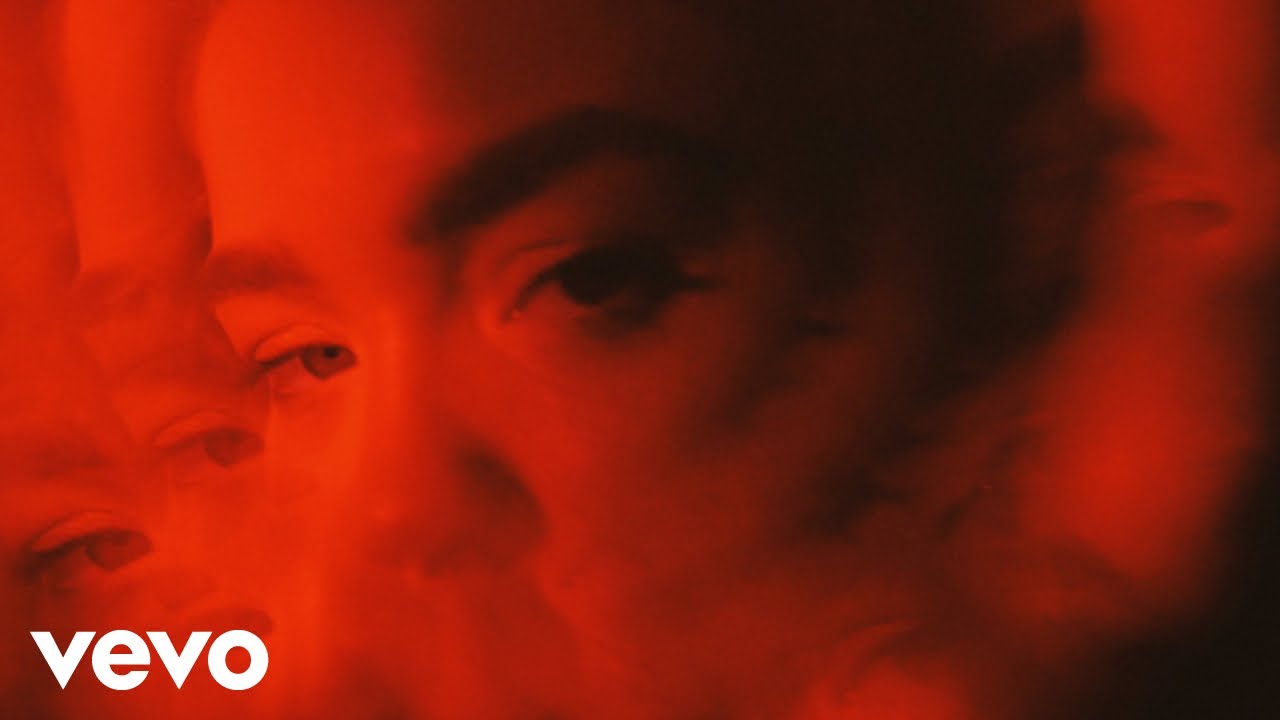 Claire Vandiver - Standstill (Official Music Video)