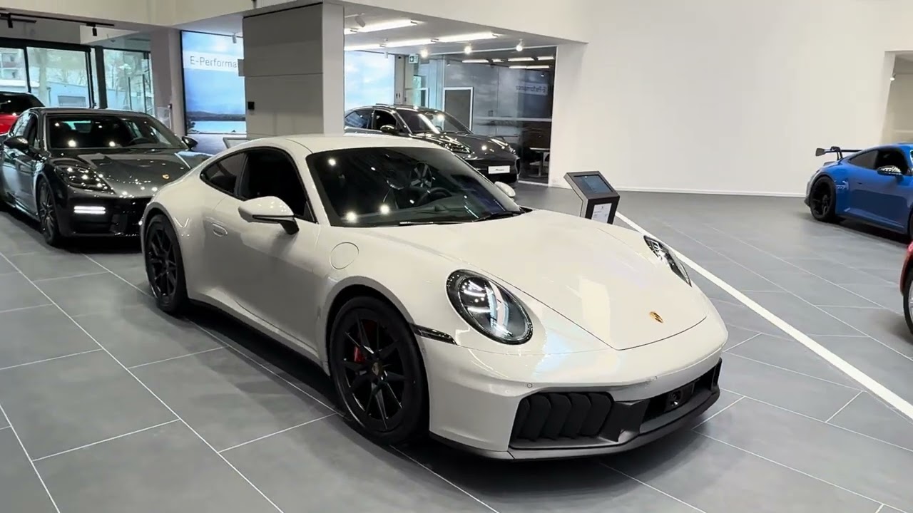 Porsche 911 Carrera GTS
