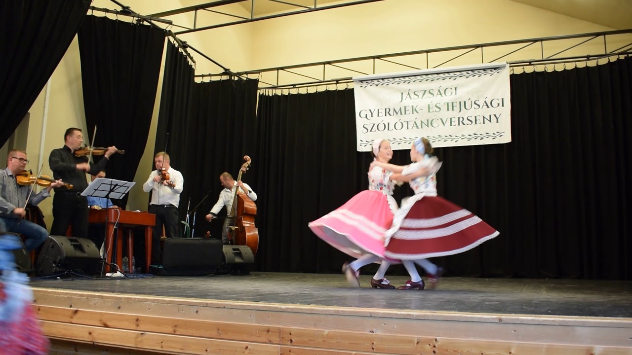 Németh Hanna és Soltész Eszter - Kalocsai