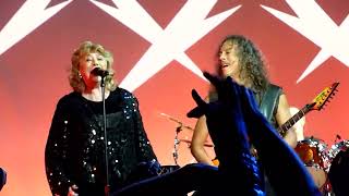 Metallica w/ Marianne Faithfull - The Memory Remains (Live in San Francisco, December 7th, 2011)