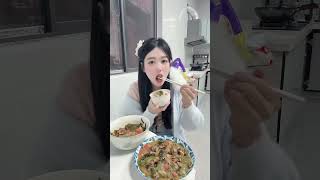 抱紧玲玲挖红薯2026 01 11 18 06 52