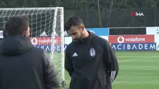 Raşi̇t Ghezzalin Ri̇cardo Quaresmaya Gönderme