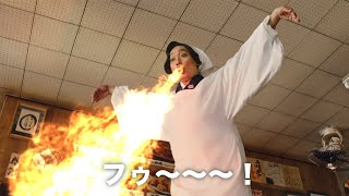 香取慎吾“慎吾母”が火を吹く！巨大化も　ど派手な「ファミリーマート」新CMが公開
