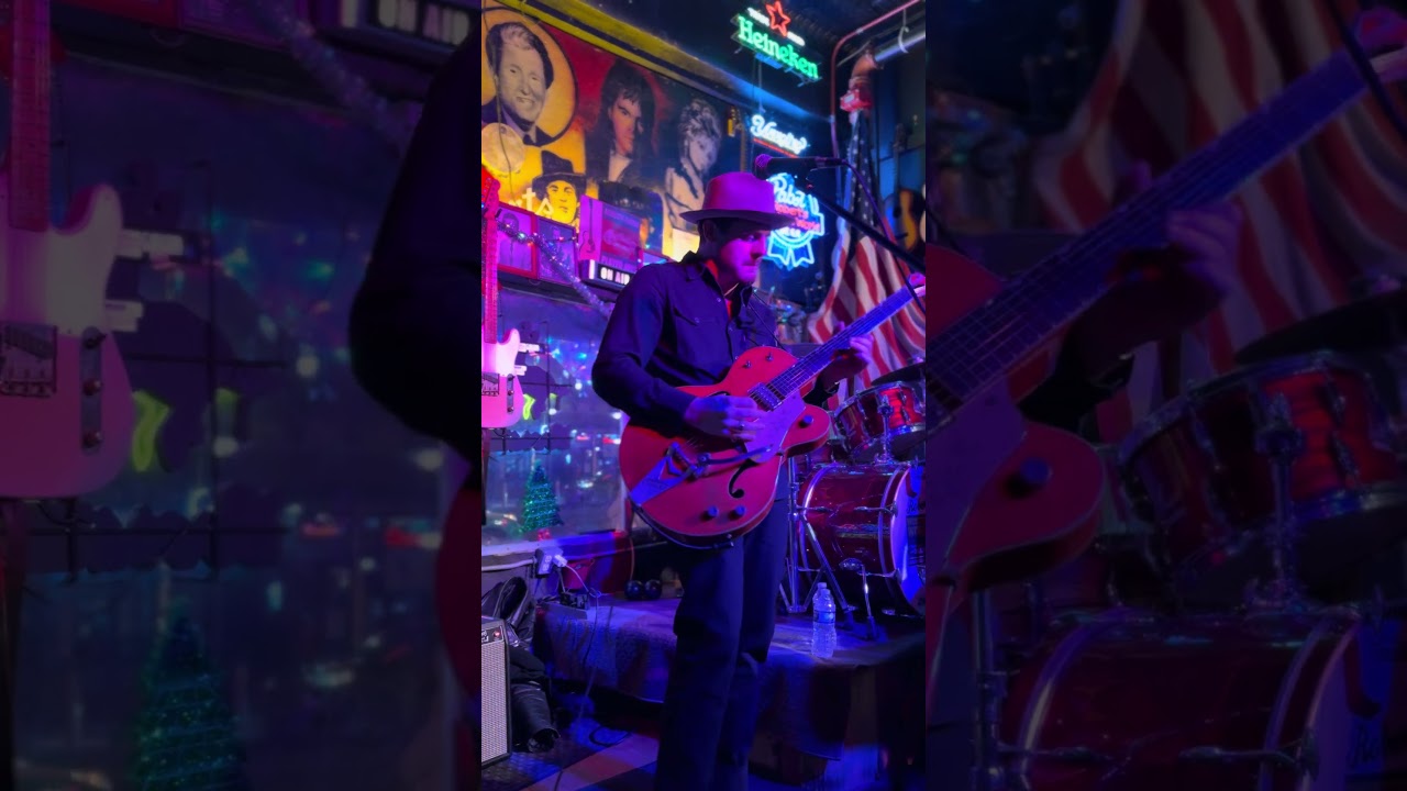 Looking for Caledonia at Robert’s in Nashville, TN 